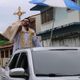 Imagem - Padre leva Santíssimo às ruas de Vila Velha e emociona fiéis