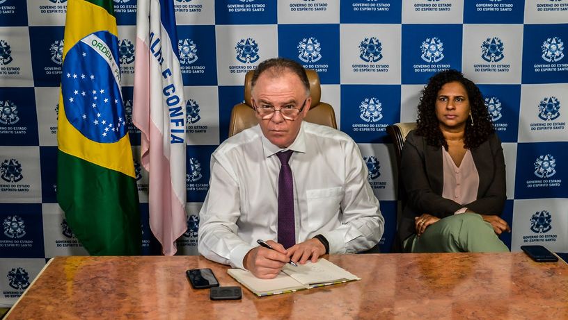 Renato Casagrande e Jaqueline Moraes participaram de reunião com governadores dos Estados do Sudeste, com ministros e Jair Bolsonaro