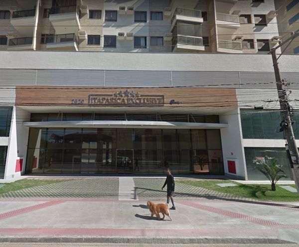 Um morador do edifício Itaparica Exclusive esfaqueou um entregador de pizza na frente do prédio