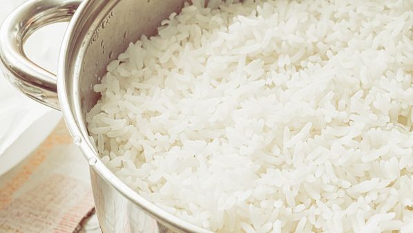 Queda na demanda de alguns produtos produzidos no Estado, como o aço, está trazendo reflexo para o preço de alimentos