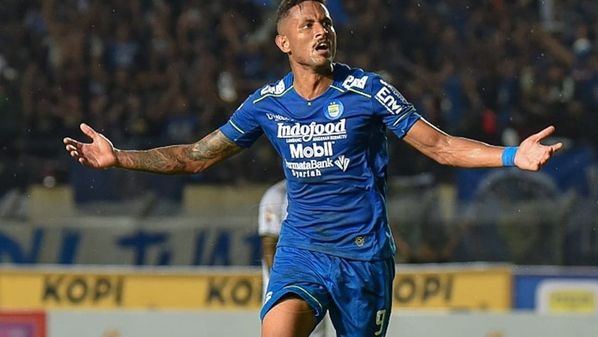 Ex-Desportiva Ferroviária e Vitória, Wander atualmente joga no Persib Bandung, da Indonésia. O atleta anunciou em suas redes sociais que contraiu o Covid-19