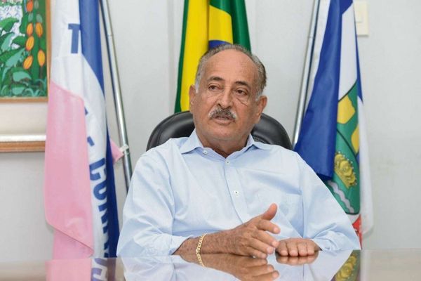 2017 - Nozinho Corrêa, ex-prefeito de Linhares  por Carlos Alberto Silva