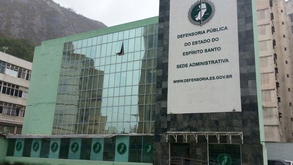 Impacto financeiro gerado pelo novo coronavírus motivou a medida que vale a partir desta quarta-feira (1); aviso aconteceu com apenas um dia de antecedência