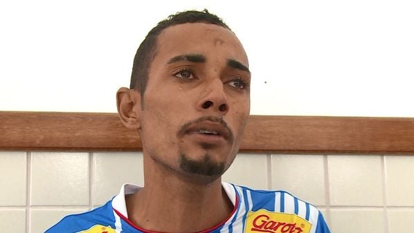 Depois de sete dias internado, o motoboy Wesley Mendes dos Santos teve alta e foi até o DHPP prestar depoimento. Caso é investigado pela polícia