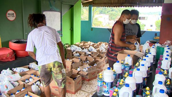 Instituto Aprender Cultura prepara kits de higiene para distribuir a moradores de Cariacica