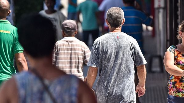 Neste momento de saudar os novos prefeitos e de parabenizar os que continuam ou retornam, seria importante ressaltar algumas questões