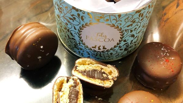 Combos de ingredientes para preparar hambúrguer, brigadeiro e drinques são novidades para a quarentena. Veja também dicas de doces para presentear na Páscoa