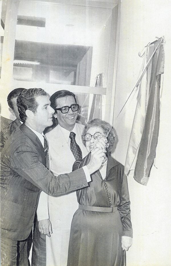 10/09/1976 - Natural de Ibiraçu, Setembrino  Pelissari foi prefeito de Vitória. Na foto está ao lado de Élcio Álvares, governador na época por Arquivo A Gazeta