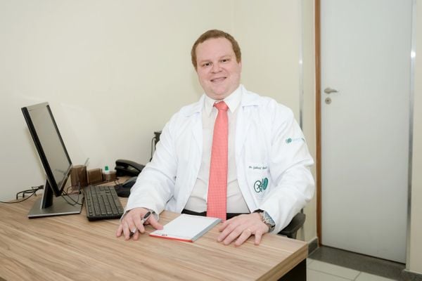 O médico urologista Gabriel Moulin