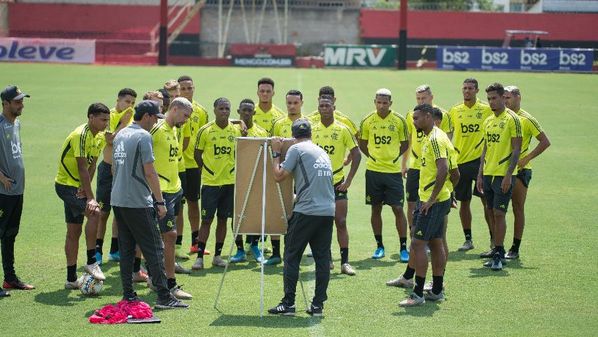 A ideia da cúpula é conseguir dar rodagem, experiência e visibilidade a jogadores que, na atual temporada, não teriam tanto espaço no elenco profissional