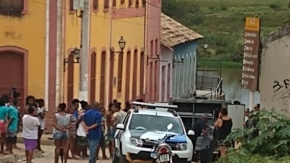 Segundo a Polícia Militar (PM), crime aconteceu na manhã deste domingo (5) por volta das 11h15