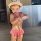 Imagem - Foto: Sabrina Sato exibe Zoe com álcool gel durante quarentena