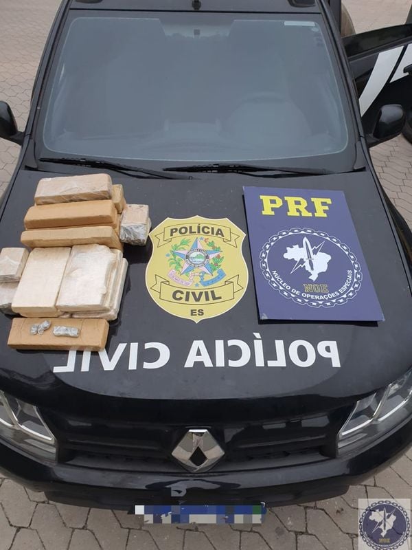 Operação conjunta da PRF com a Polícia Civil apreendeu drogas na BR-262