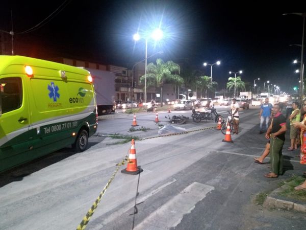 Motociclista é atropelado na BR 101 em Carapina