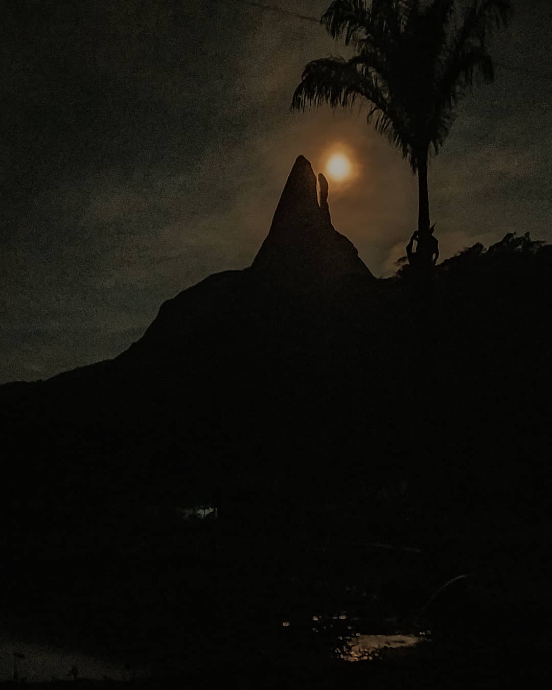 Superlua vista da pedra dos Três Pontões, em Afonso Cláudio
