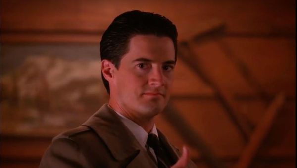 Kyle MacLachlan em cena na série