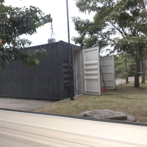 As estruturas metálicas estão sendo preparadas de modo a atender ao provável aumento da demanda no Dr Jayme Santos Neves, referência para os casos de Covid-19 no Estado