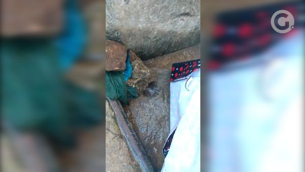 O problema foi registrado na segunda-feira (6), próximo ao Centro Comunitário do bairro Bonfim, desde então moradores dizem que não houve nenhum reparo do problema