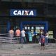Imagem - Caixa paga auxílio para mais 5,1 milhões e tem nova leva de saque em dinheiro