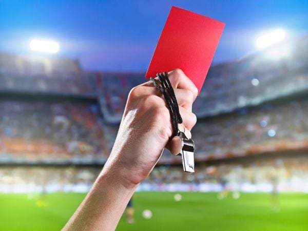 Licitação para contratação de árbitros: Sooretama não deu cartão vermelho