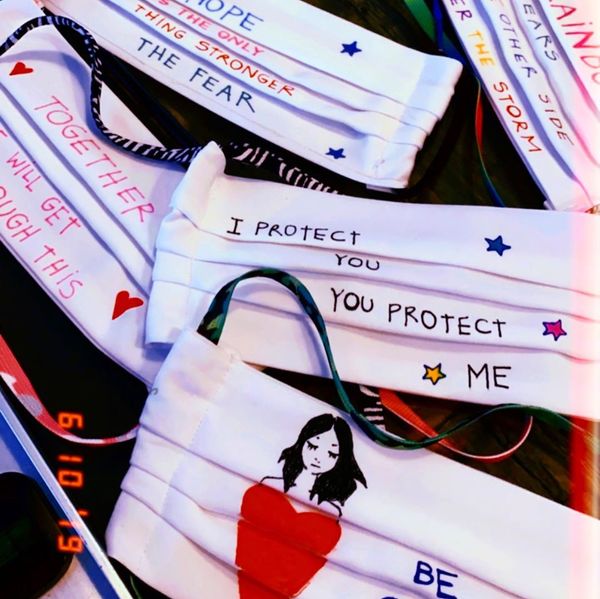 As máscaras de proteção confeccionadas pela atriz Carolina Dieckmann
