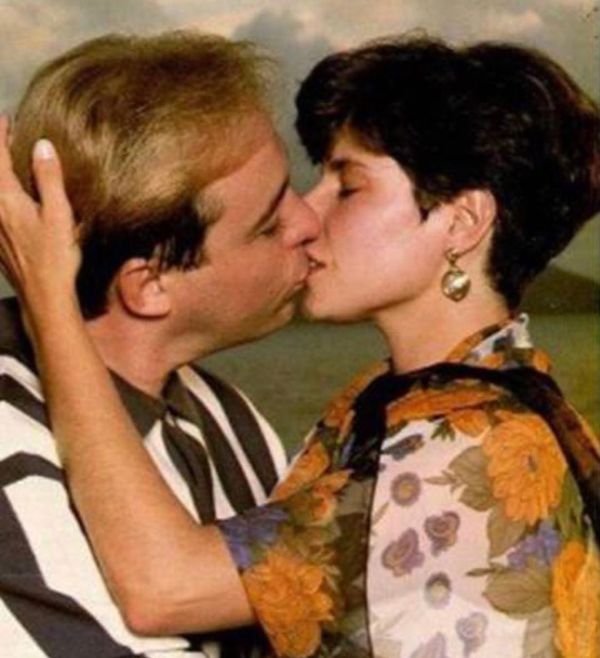 Rose Miriam posta foto aos beijos com Gugu Liberato: 