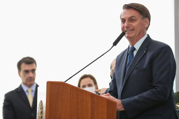 Jair Bolsonaro na solenidade de posse de Nelson Luiz Sperle Teich, Ministro de Estado da Saúde.