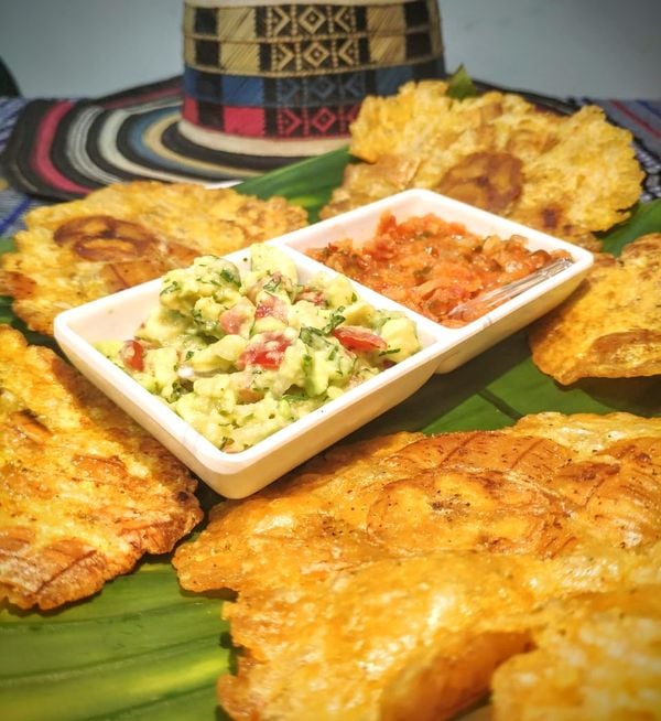 Minipatacones do restaurante colombiano Parceros Brasil, em Morada de Laranjeiras