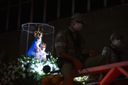 Imagem de Nossa Senhora da Penha, no carro dos bombeiros, pronta para o início da Romaria da Famílias(Fernando Madeira)