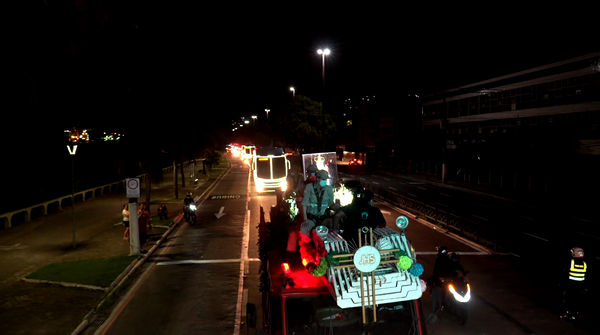 Romaria da Famílias passando pelas ruas de Vitória por TV Gazeta