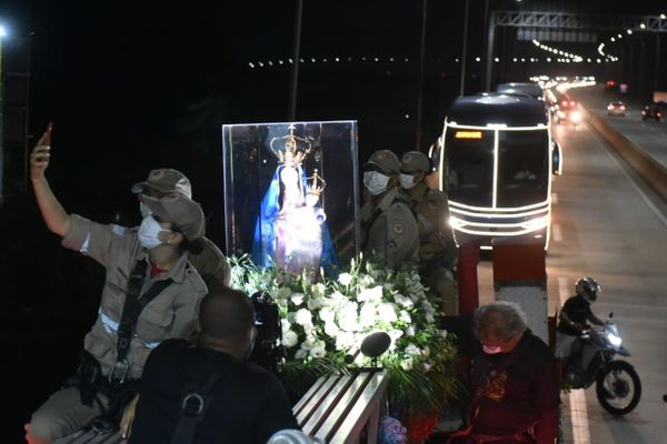 Romaria das Famílias chegando em Vila Velha por Fernando Madeira