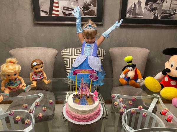 Menina de 2 anos recebe festa de aniversário em casa, em Vila Velha por Arquivo da família