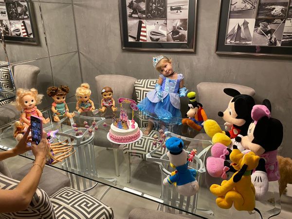 Menina de 2 anos recebe festa de aniversário em casa, em Vila Velha por Arquivo da família