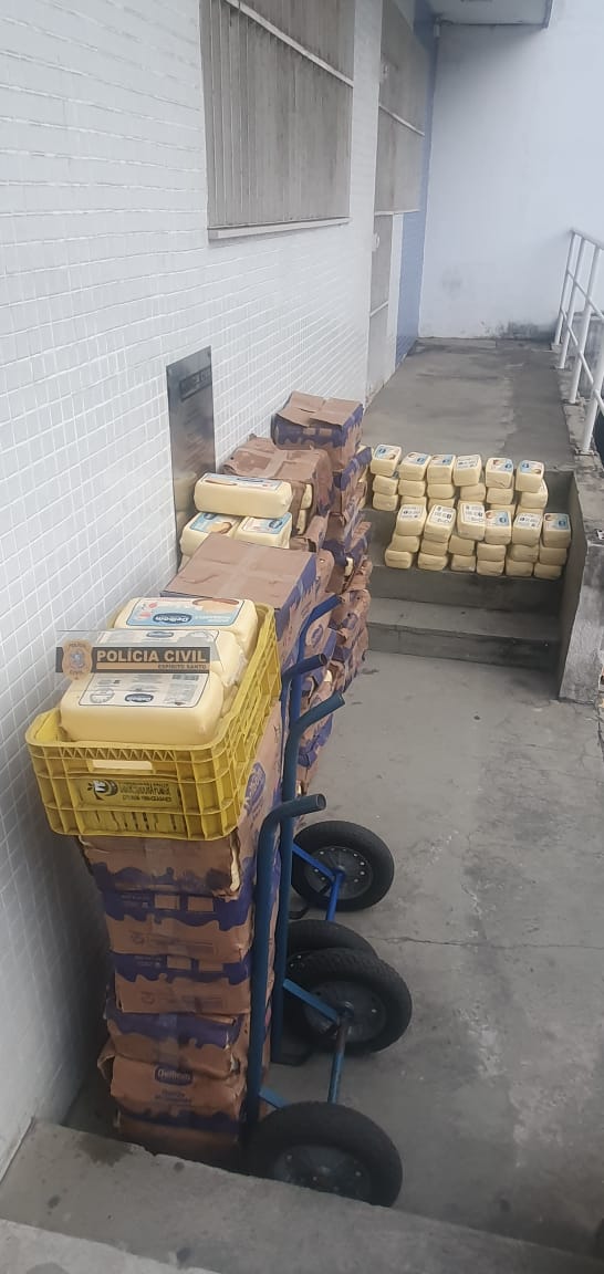700 kg de queijo furtado em Minas Gerais foram apreendidos pela Polícia Civil em Guarapari na noite desta segunda (20)