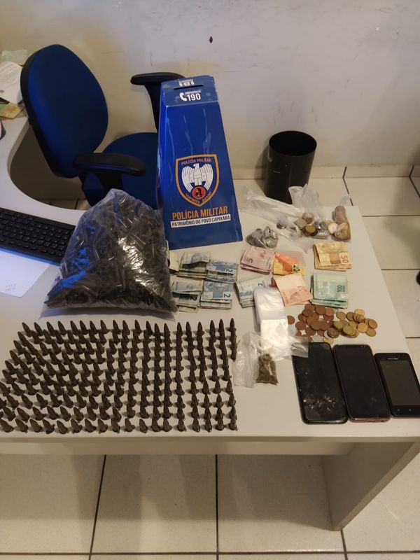 Operação Tiradentes 2020: itens apreendidos pela PM por PMES/Divulgação