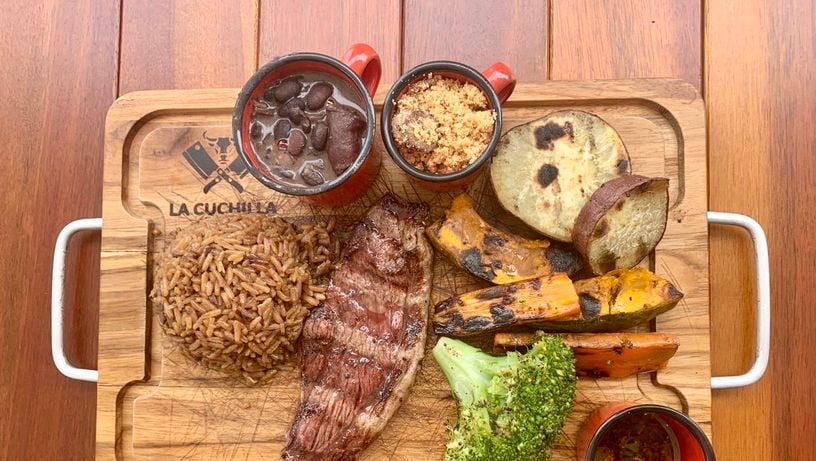 Prato executivo com picanha na brasa do restaurante La Cuchilla, em Vila Velha
