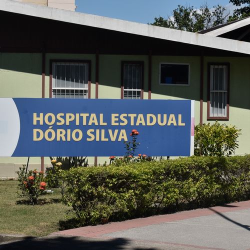 Neste sábado (30), 76% das vagas em UTI na rede pública estadual para coronavírus estavam cheias. Em dois hospitais privados com leitos do SUS já não há vagas, mas governo garante que novos leitos já foram contratados em outras unidades