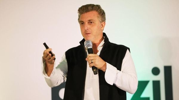 Luciano Hulk, apresentador da Rede Globo 