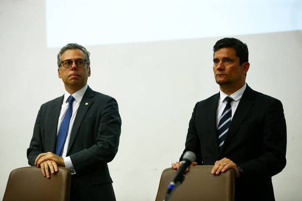 O secretário Nacional do Consumidor, Luciano Timm, e o ex-ministro da Justiça Sergio Moro