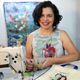 Zina Leal, artista plástica  e designer de moda: curso de costura pelas redes sociais 