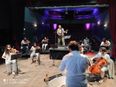 Apresentação do músico Cláudio Passamani durante a live de 24h da Camerata Sesi, no Sesi de Jardim da Penha, em Vitória(Vanessa Yee)