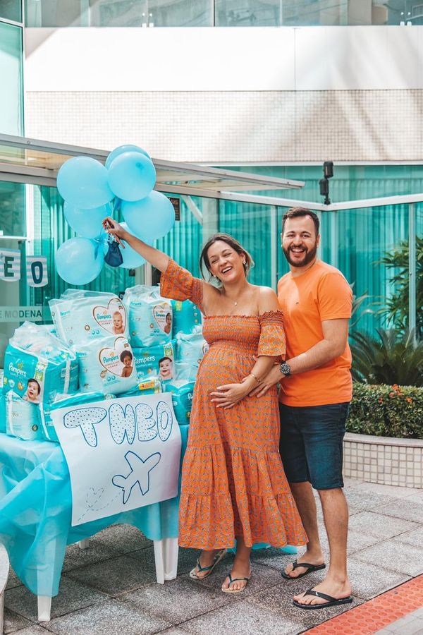 Os papais de Theo receberam um 