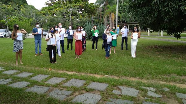 Colação de grau antecipada de 23 estudantes de Medicina da Ufes para atuar no combate à pandemia do coronavírus