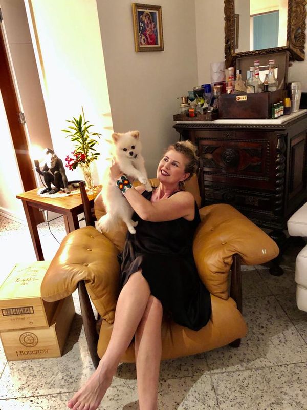 Fabiana Rassele Croce e seu pet Logan