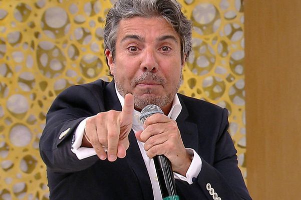 O apresentador João Kléber