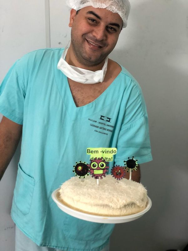 Técnico de enfermagem Guilherme Natanael de Souza Sobrinho, 36 anos, curado de coronavírus