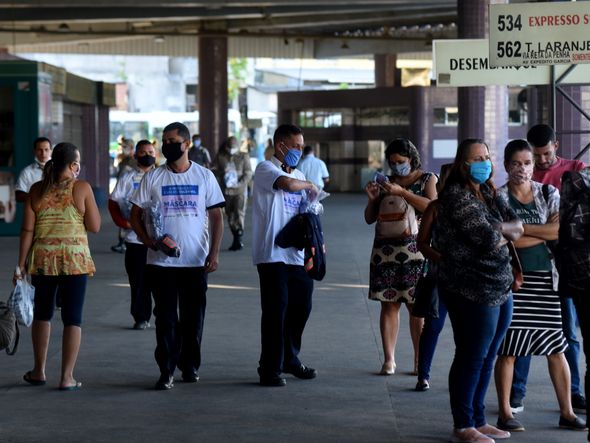 Distribuição de máscaras feita pelo Governo do Espirito Santo no Terminal de Campo Grande, em Cariacica por Ricardo Medeiros