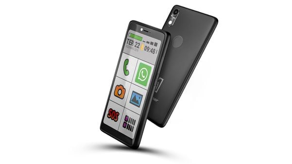 O ObaSmart 3 é um celular pensado para a terceira idade com ícones e letras grandes. Na Obabox, o aparelho sai a R$ 899,90