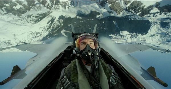 Tom Cruise em cena do filme Top Gun: Maverick