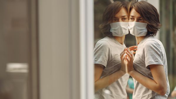 Ele é resultado da nossa crescente incapacidade em dialogar, trocar e refletir e da nossa total falta de empatia, que não nos deixa mais perceber o mundo como ele é